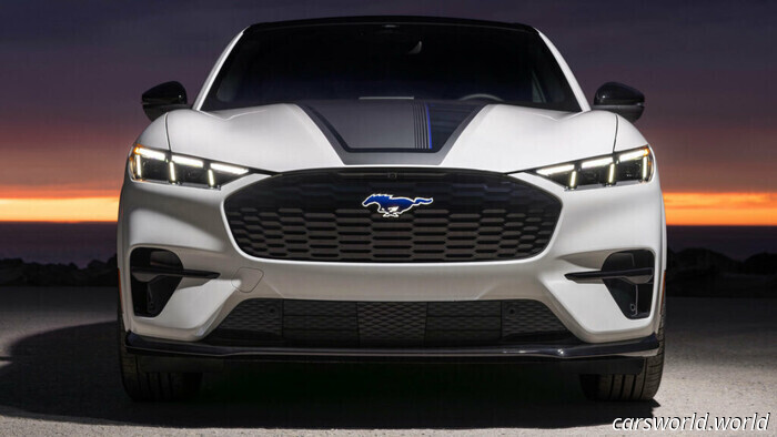 Электромобили теперь продаются быстрее, чем бензиновые автомобили на рынке подержанных автомобилей | Carscoops